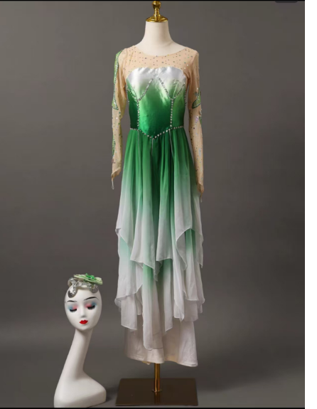 成人古典演出服装