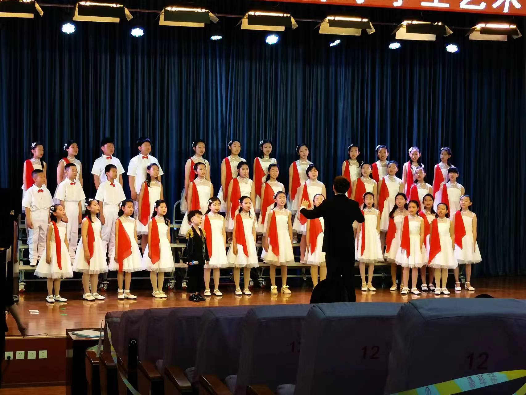 小学生合唱服装