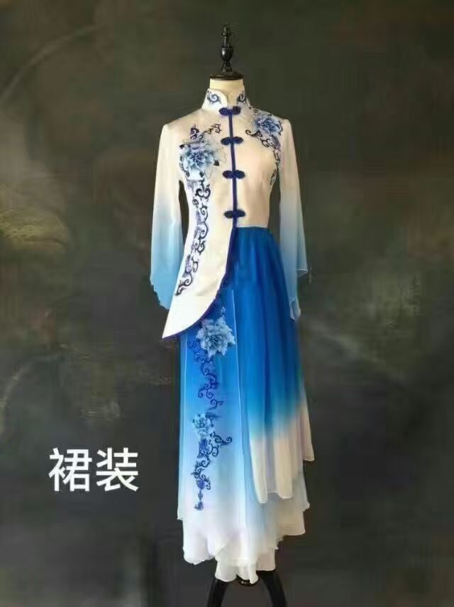 成人古典演出服装