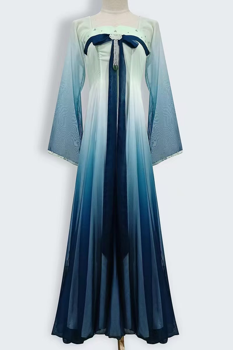 成人古典演出服装