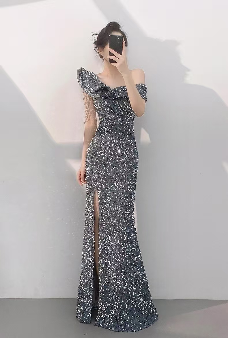 成人服女生礼服