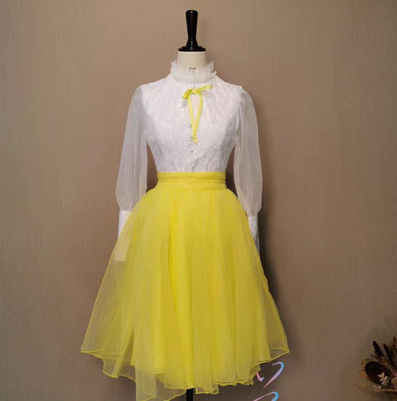 3740689801f4776832c6c3459676f04