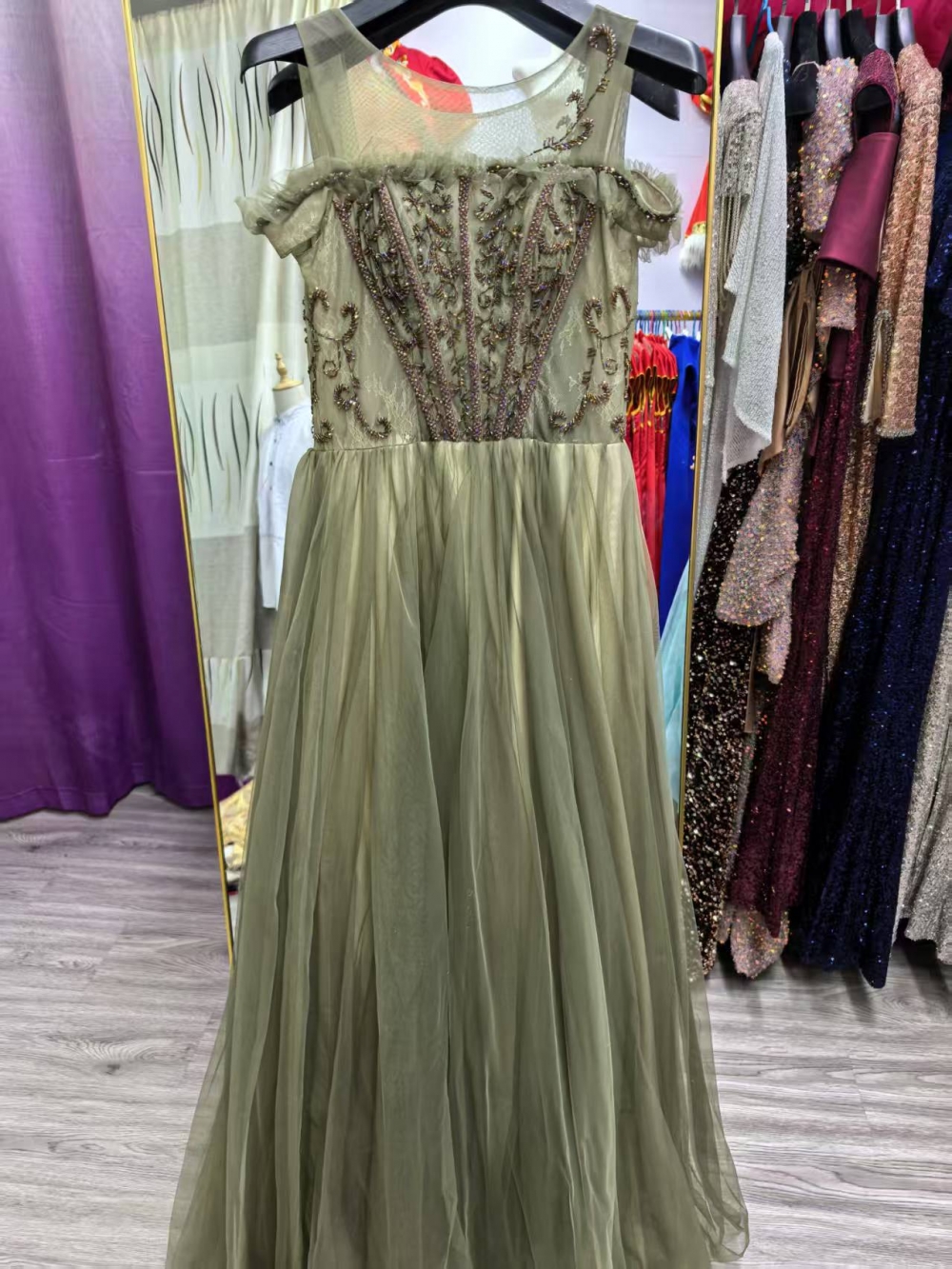 8718c7dbf2f91d44f1662ad581cc452