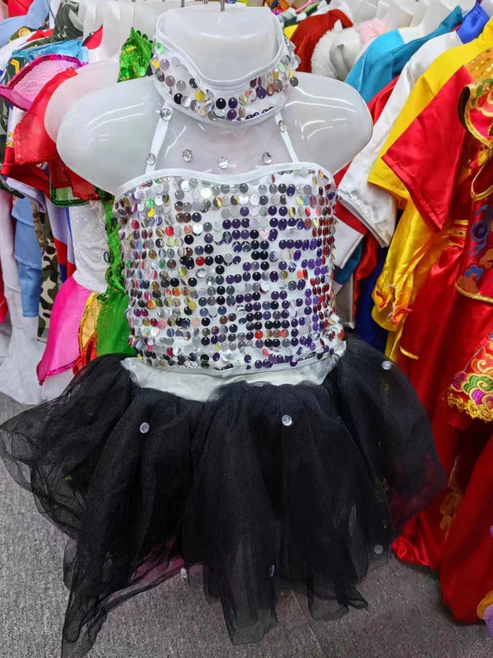 29b666cc21569f4ec3981b28c962eef